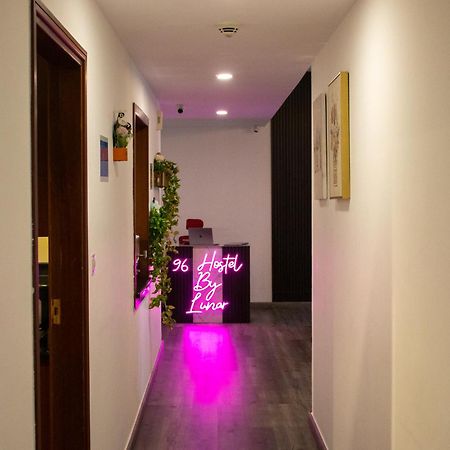 Lunar Hostel 96 Dubai Exterior photo